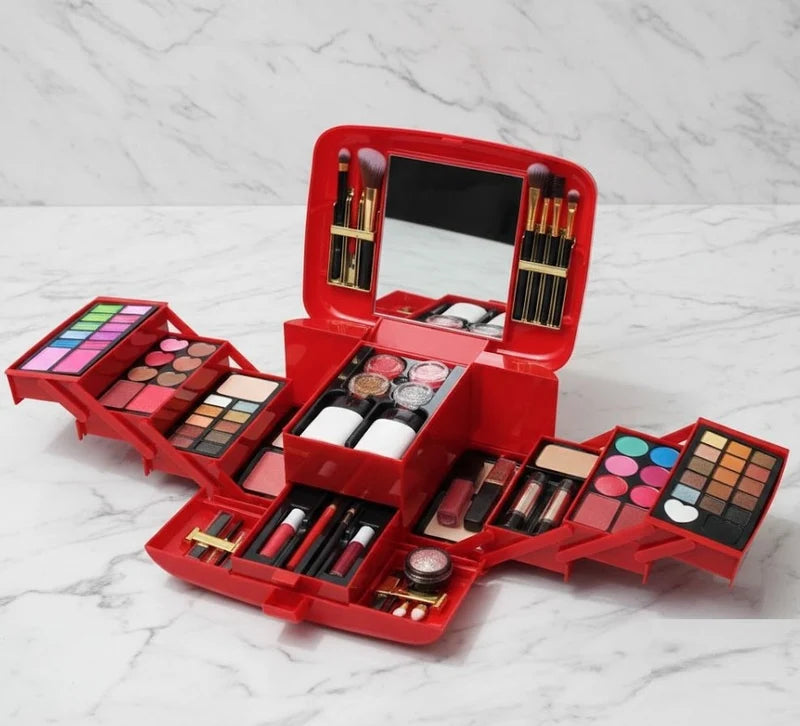 Classic Deluxe Vanity Case – 🇦🇪 حقيبة فانيتي كلاسيكية – جمالك منظم